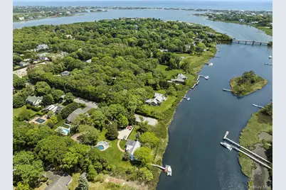 60 Franklin Avenue, Quiogue, NY 11978 - Photo 25