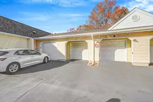 12 Revere Dr, Sayville, NY 11782 - Photo 23