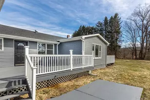 786 N Clove Rd, Millbrook, NY 12585 - Photo 7