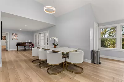272 Ocean Avenue, Islip, NY 11751 - Photo 13