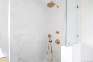 1995 Ruth Rd, Mattituck, NY 11952 - Photo 13