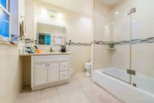 75-23 196th St, Fresh Meadows, NY 11366 - Photo 17