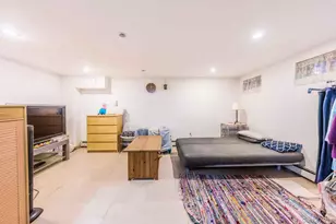 75-23 196th St, Fresh Meadows, NY 11366 - Photo 19