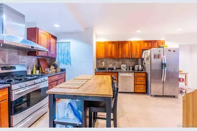 75-23 196 Street, Fresh Meadows, NY 11366 - Photo 9
