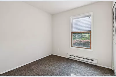 5 Fredricksburg Court, Coram, NY 11727 - Photo 13