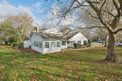 5 Fredricksburg Court, Coram, NY 11727 - Photo 1