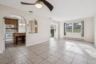 5 Fredricksburg Ct, Coram, NY 11727 - Photo 5