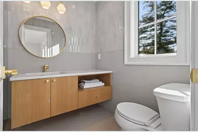 150 Milburn Lane, East Hills, NY 11577 - Photo 21