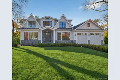 150 Milburn Lane, East Hills, NY 11577 - Photo 1