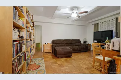 2075 Saint Raymond Avenue #5H, Bronx, NY 10462 - Photo 3