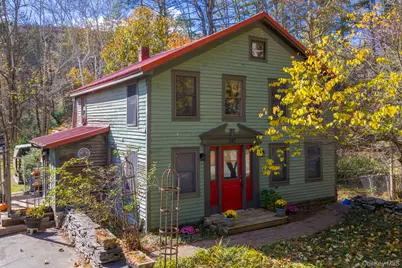 747 Oakland Valley Road, Cuddebackville, NY 12729 - Photo 3