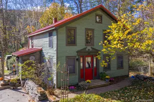 747 Oakland Valley Rd, Cuddebackville, NY 12729 - Photo 3