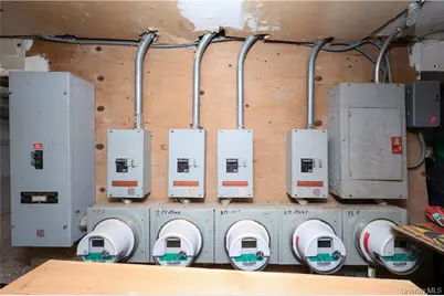 5813 4th Avenue, Brooklyn, NY 11220 - Photo 15