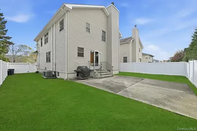 2202 Beech Street, Wantagh, NY 11793 - Photo 25