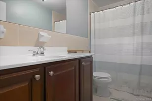 2202 Beech St, Wantagh, NY 11793 - Photo 21