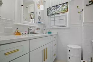 72 Harrison St, Garden City, NY 11530 - Photo 13