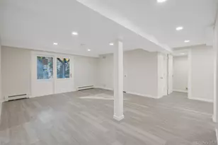 28 Sanford St, South Huntington, NY 11746 - Photo 25