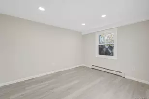 28 Sanford St, South Huntington, NY 11746 - Photo 21