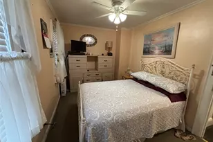 107-09 221st St, Queens Village, NY 11429 - Photo 35