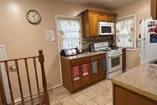 107-09 221st St, Queens Village, NY 11429 - Photo 21