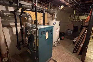 107-09 221st St, Queens Village, NY 11429 - Photo 43