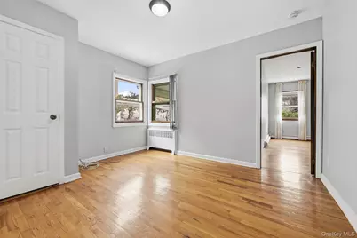 850 First Avenue, Franklin Square, NY 11010 - Photo 7