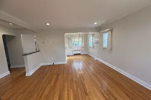 147 Primrose Dr, New Hyde Park, NY 11040 - Photo 5