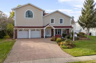 89 Nottingham Rd, Manhasset Hills, NY 11040 - Photo 37