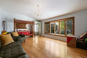 89 Nottingham Rd, Manhasset Hills, NY 11040 - Photo 17