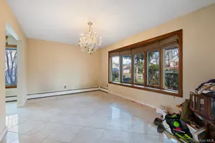 89 Nottingham Rd, Manhasset Hills, NY 11040 - Photo 5