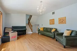 89 Nottingham Rd, Manhasset Hills, NY 11040 - Photo 19