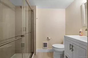 19 Sideview Dr, Oyster Bay, NY 11771 - Photo 31