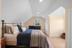 19 Sideview Dr, Oyster Bay, NY 11771 - Photo 23