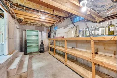 89 Van Brunt Manor Road, Setauket, NY 11733 - Photo 33