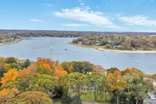 89 Van Brunt Manor Rd, Setauket, NY 11733 - Photo 5