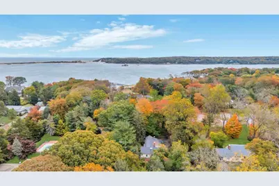 89 Van Brunt Manor Road, Setauket, NY 11733 - Photo 7