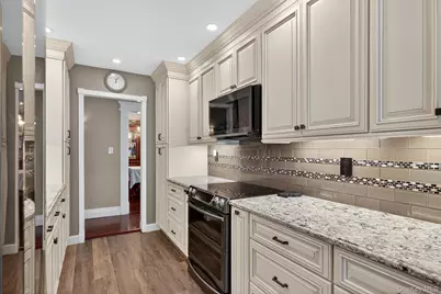356 8th Street, Bohemia, NY 11716 - Photo 11