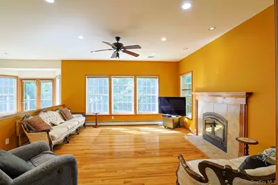 2033 Little Britain Road, Rock Tavern, NY 12575 - Photo 7