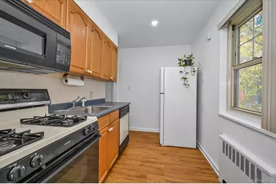 251-16 60th Avenue #5A, Little Neck, NY 11362 - Photo 5