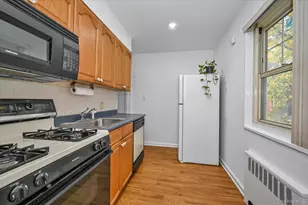 251-16 60th Ave, Little Neck, NY 11362 - Photo 5