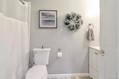 128 Cinnamon Court, Melville, NY 11747 - Photo 13