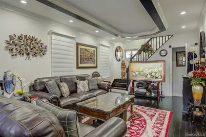 89-06 175th Street, Jamaica, NY 11432 - Photo 5