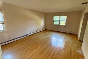 19 Carriage Rd, Roslyn, NY 11576 - Photo 21