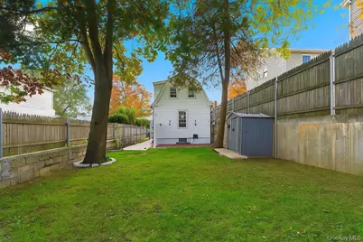 65 Bedford Avenue, Westbury, NY 11590 - Photo 5