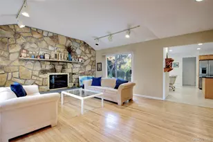 26 Woods Dr, East Hills, NY 11576 - Photo 11