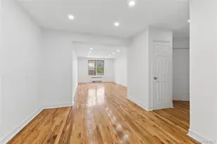 67-30 Clyde St, Forest Hills, NY 11375 - Photo 7