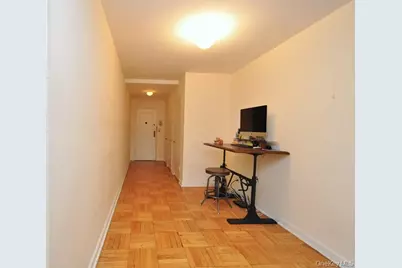 235 Garth Road #D5E, Scarsdale, NY 10583 - Photo 35