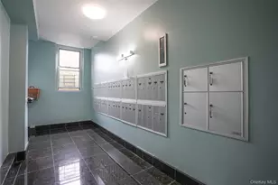 1 Remsen Rd, Yonkers, NY 10710 - Photo 13