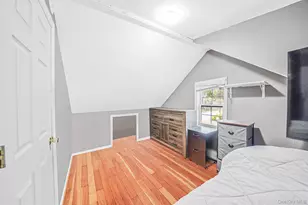 302 Auborn Ave, Shirley, NY 11967 - Photo 11