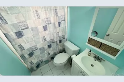 2905 Ocean Avenue, Seaford, NY 11783 - Photo 37